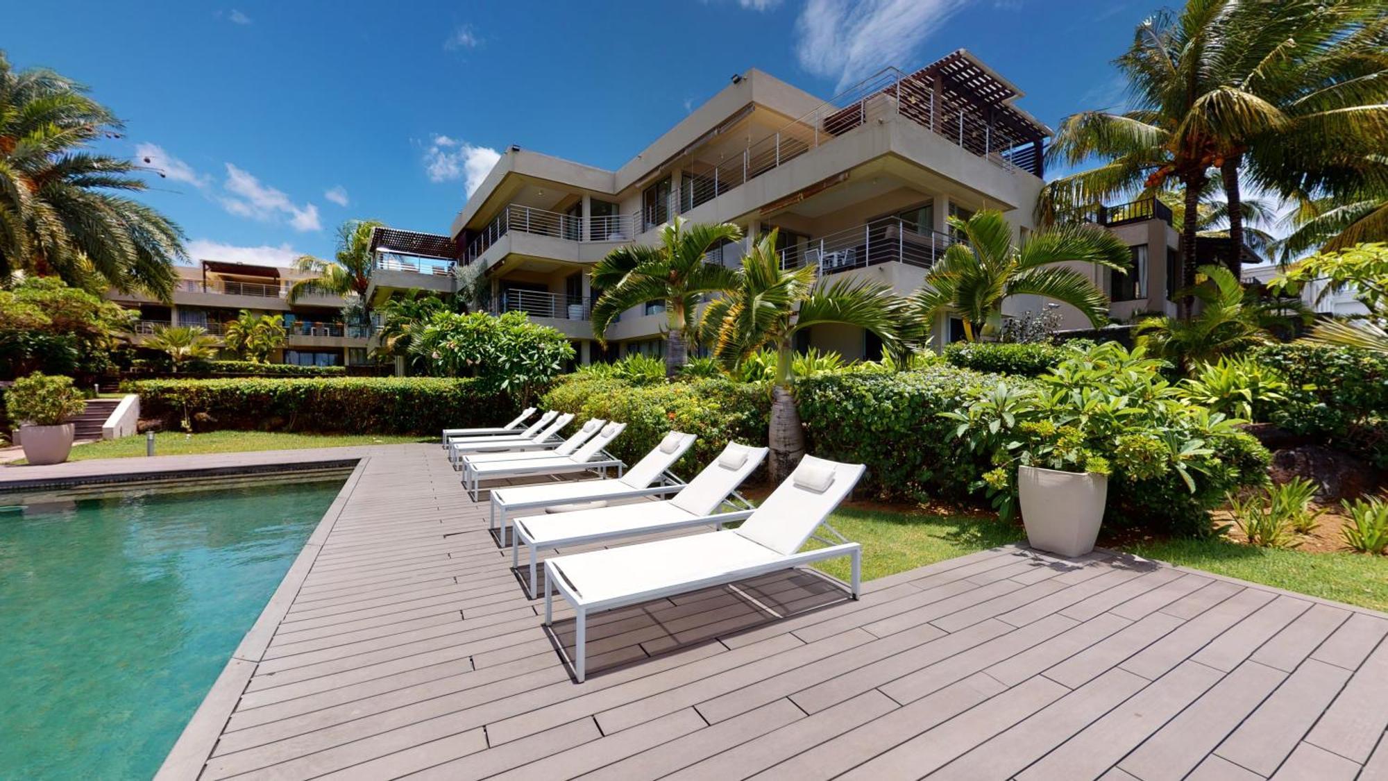 טרו או ביש Bon Azur Beachfront Suites & Penthouses With Lov מראה חיצוני תמונה
