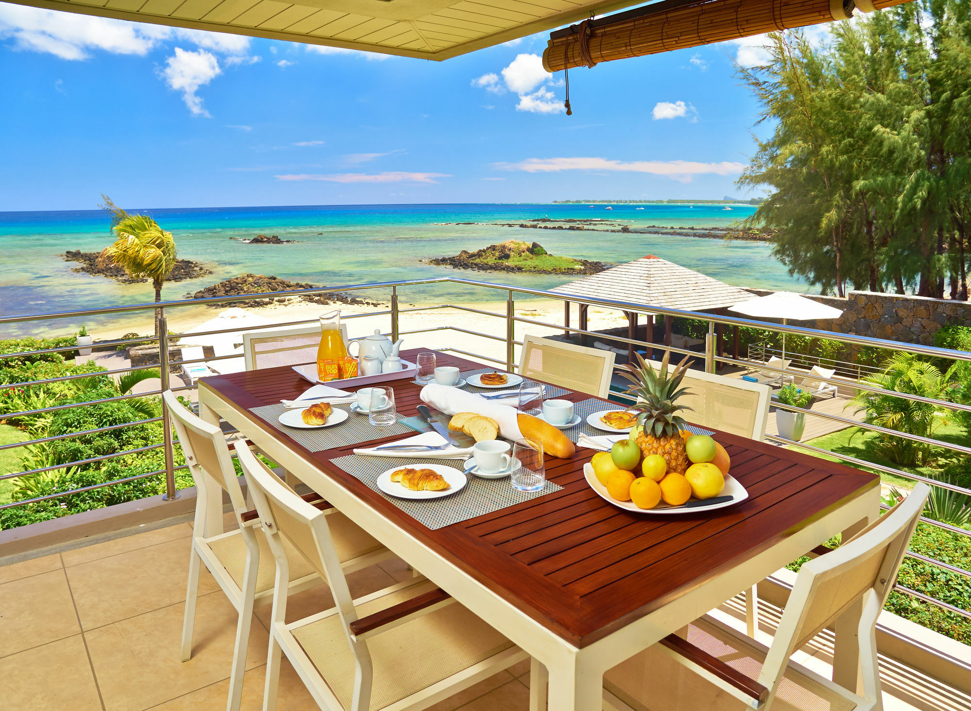 טרו או ביש Bon Azur Beachfront Suites & Penthouses With Lov מראה חיצוני תמונה